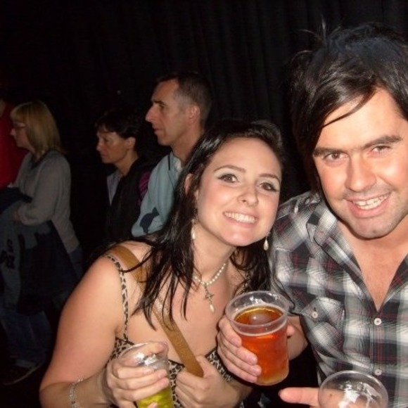 Meet your Posher, Vicky - Picture 1 of 1